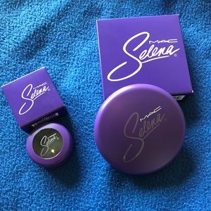 Selena 1st Mac Edition Eyeshadow and Powder Blush